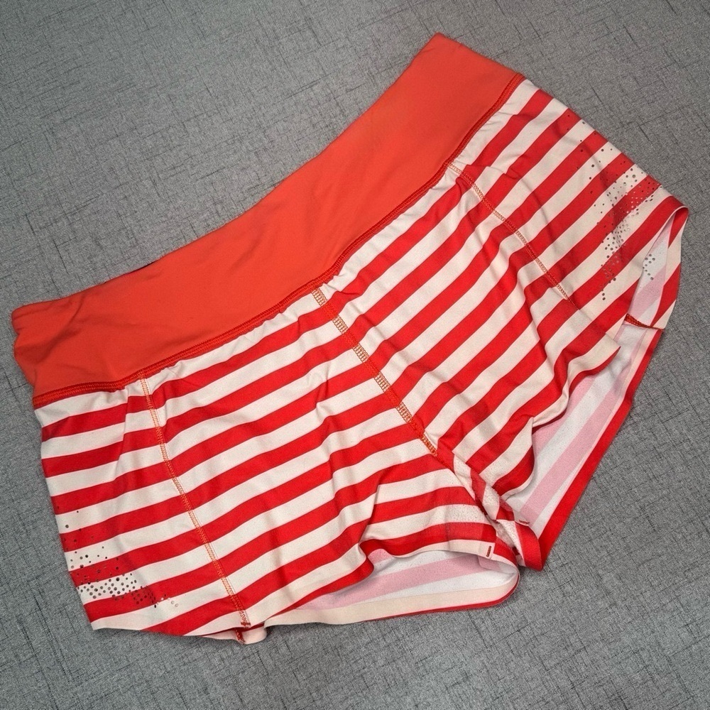 Lululemon Run Light As Air Short Fearless Red Waldo Stripe 2012 Seawheeze Size 8 - Picture 4 of 11